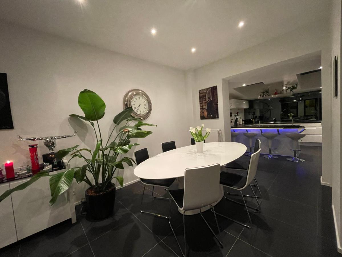Apartament Modern 1Br House Near Heysel, Expo, Palais 12, Atomium, Uzvub Et Stade Roi Baudouin Wemmel Zewnętrze zdjęcie